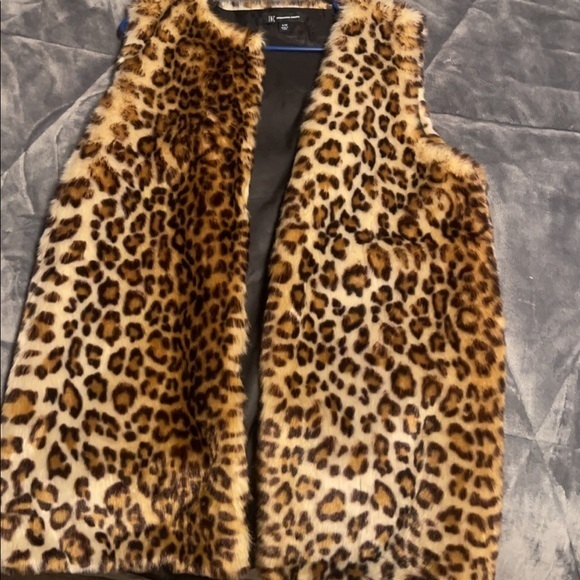 Inc international Concepts animal print vest - Picture 2 of 4
